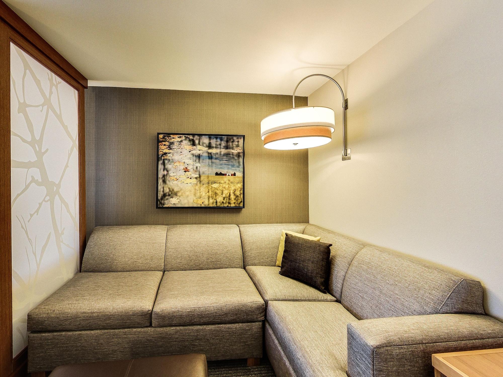 Hyatt Place Edmonton West Экстерьер фото